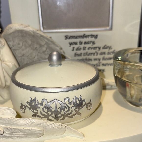 Angel Wing Picture Frame and Candle Holder - Cream - Picture 3 of 7